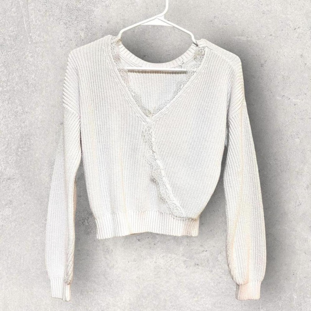 Hollister White Lace Long Sleeve V-Neck Sweater